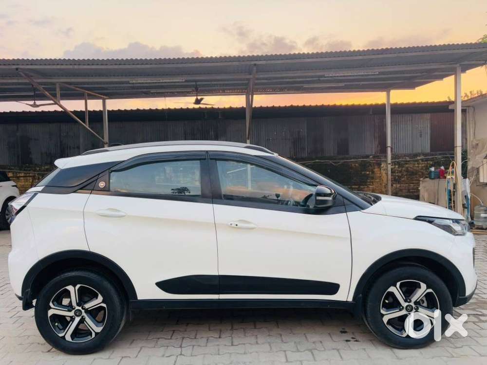 Tata Nexon 1.5 Revotorq Xz Plus (s), 2023, Petrol