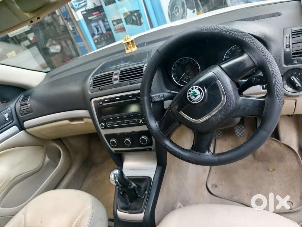 Skoda Laura 2010 Diesel 126500 Km Driven