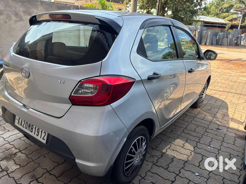 Tata Tiago Xe, 2016, Petrol