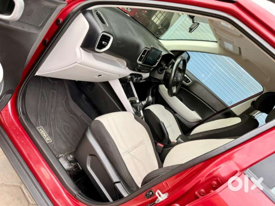 Hyundai Venue 1.0 S (o) Turbo Imt, 2023, Petrol