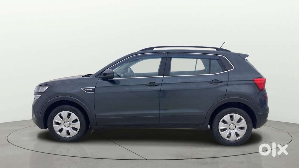 Skoda Kushaq 1.0 Tsi Active, 2022, Petrol