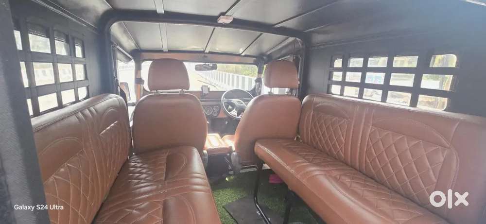Mahindra Jeep 1993