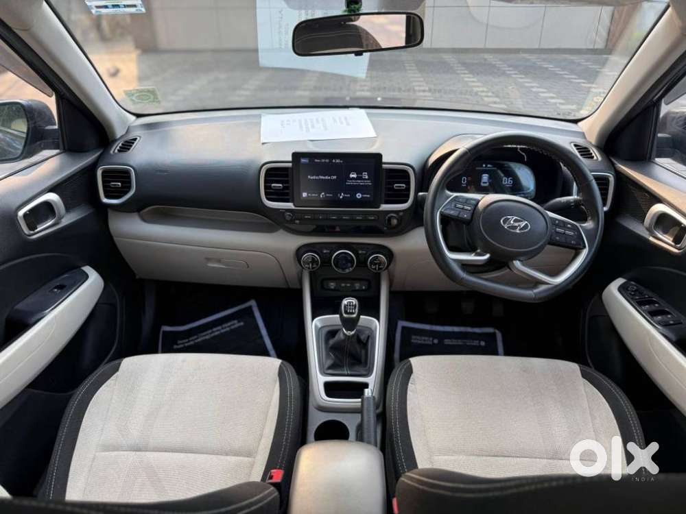 Hyundai Venue Sx Mt, 2022, Diesel