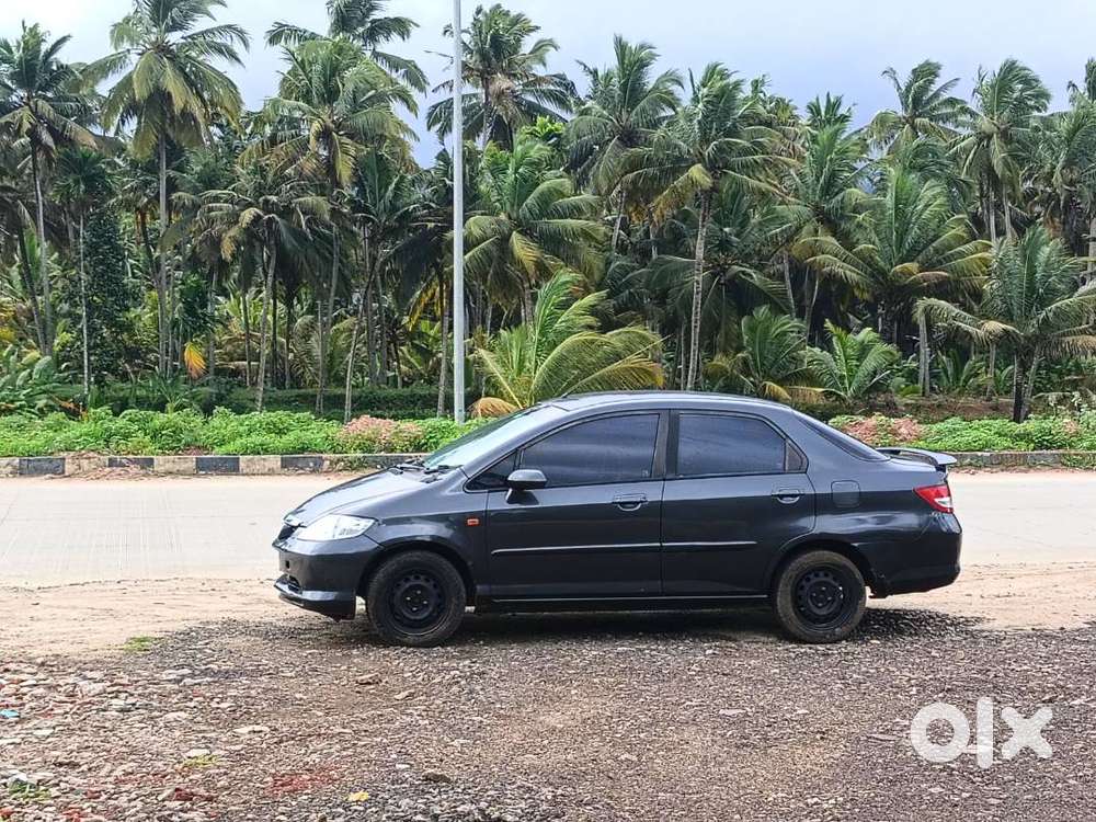 Honda City Petrol 2004