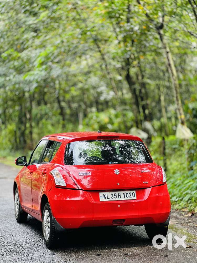 Maruti Suzuki Swift Vxi Optional, 2014, Petrol
