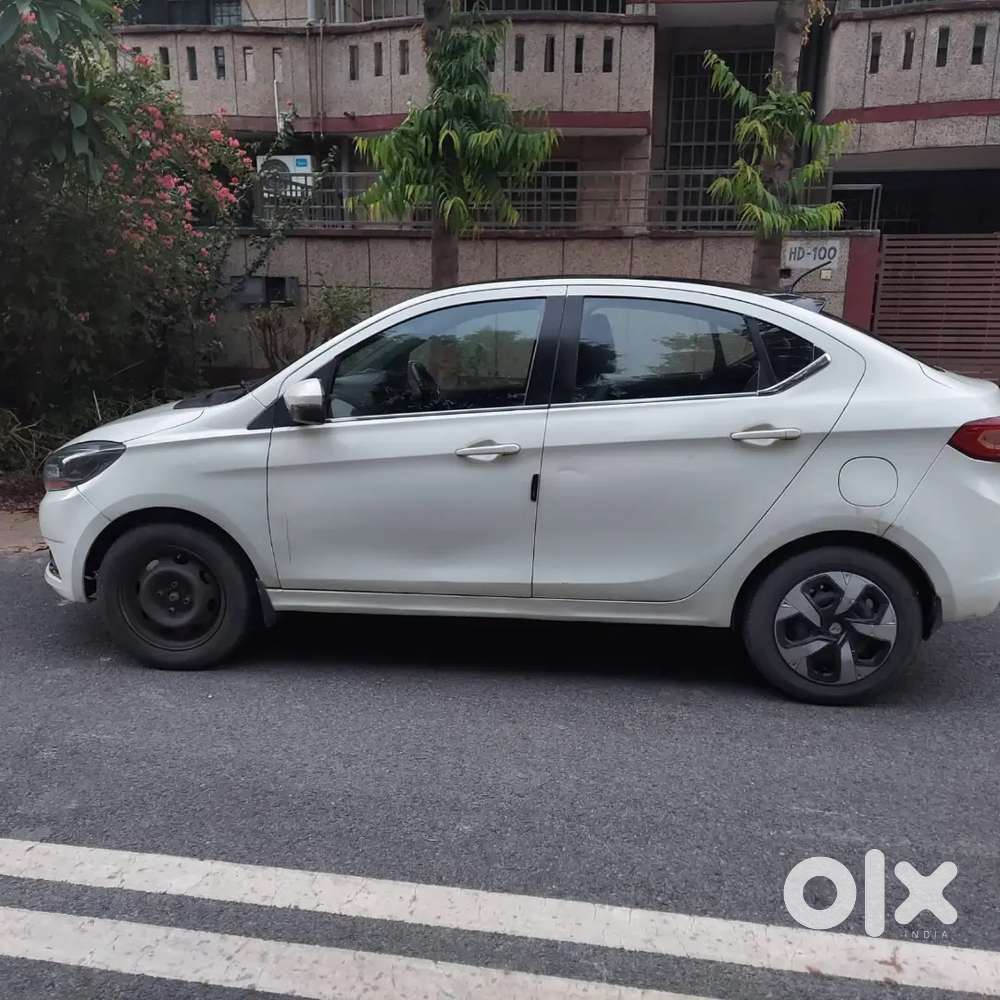 Tata Tigore Xz, 2017 Top Model , Petrol, 1st Owner