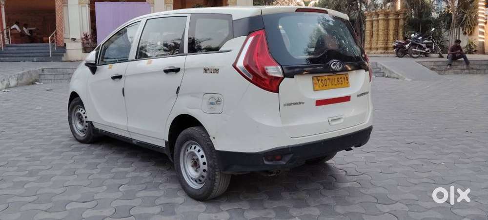 Mahindra Marazzo M2 8str, 2022, Diesel
