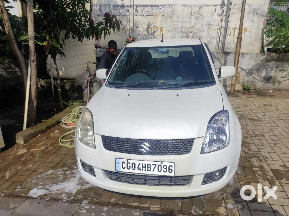 Maruti Suzuki Swift Lxi 2010