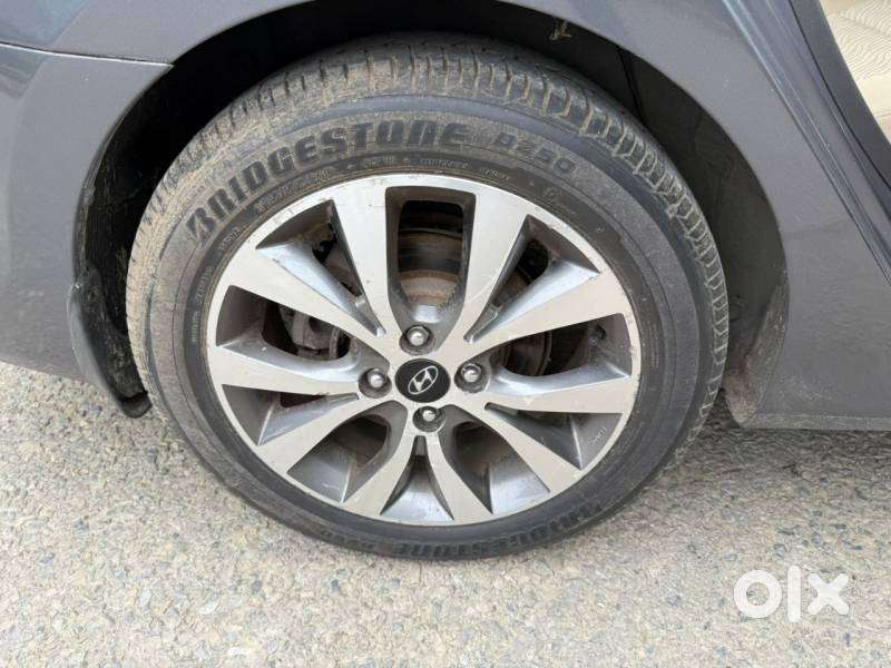 Hyundai Verna 1.6 Vtvt At Sx, 2015, Petrol