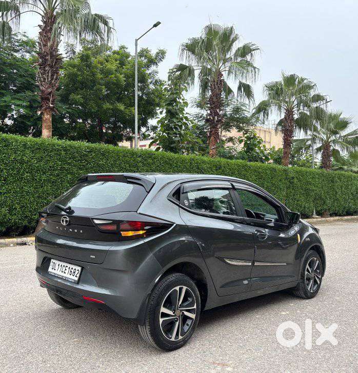 Tata Altroz 1.2 Xza Plus, 2023, Cng & Hybrids