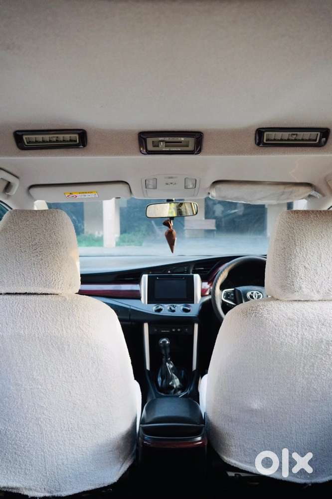 टीप टॉप कंडीशन, नई जैसी मेंटेंड Bs6 Toyota Innova Crysta 2020