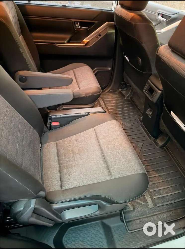 Maruti Suzuki Invicto 2023 Petrol( Hybrid)  Good Condition
