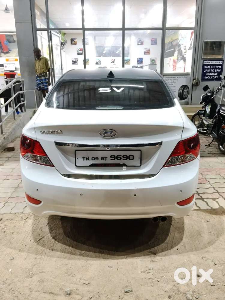 Hyundai Verna 2013 Petrol 124000 Km Driven