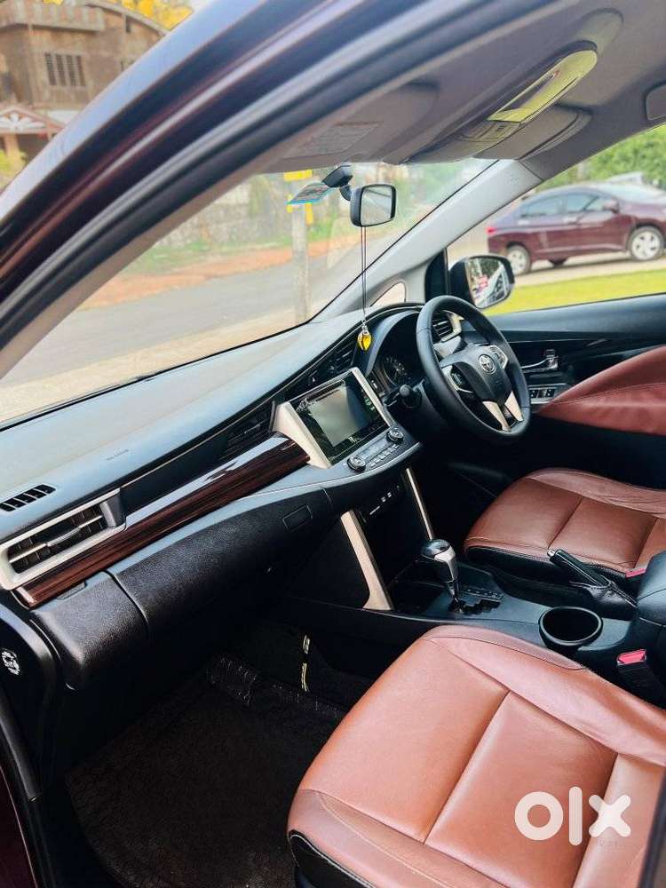 Toyota Innova Crysta 2.8 Z, 2016, Diesel