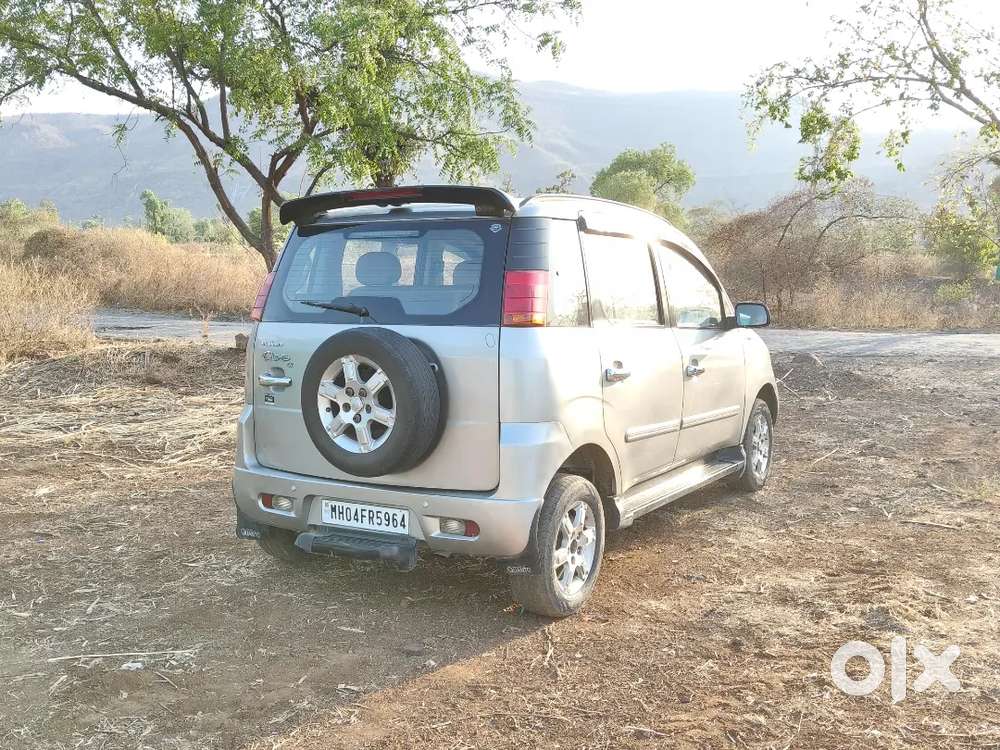 Mahindra Quanto 2012 7 Seater