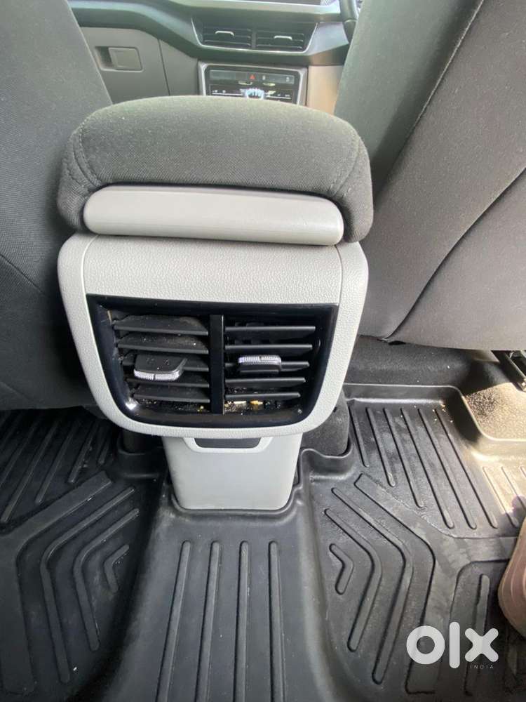 Skoda Kushaq 1.0 Tsi Ambition, 2025, Petrol