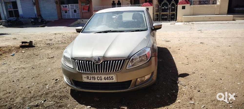 Skoda Rapid Tsi Active 2015