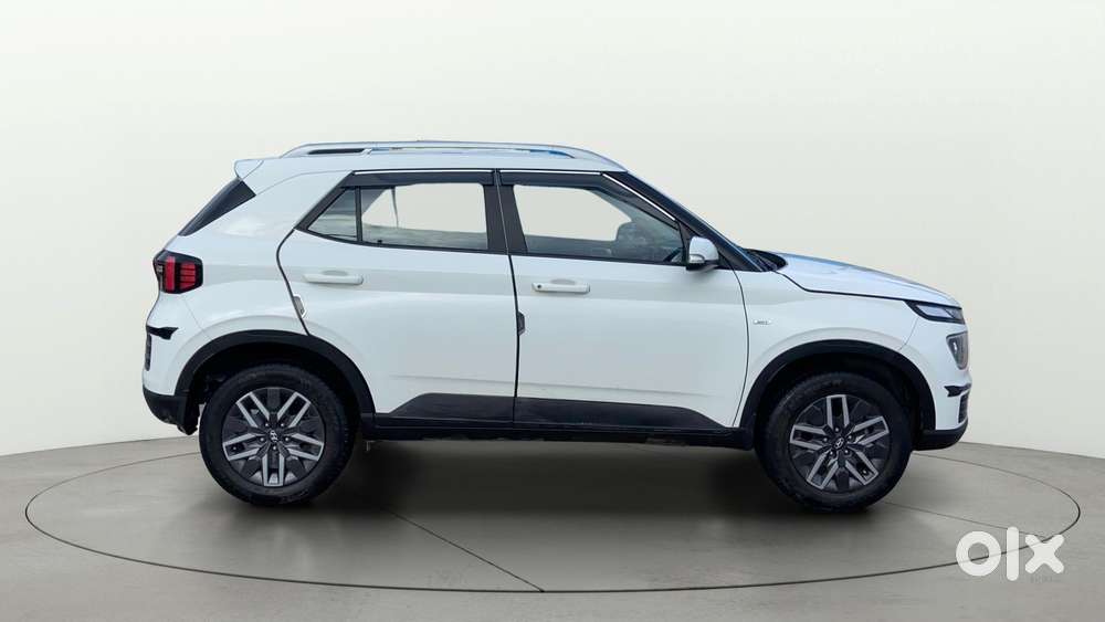 Hyundai Venue 1.0 S (o) Turbo Imt, 2022, Petrol