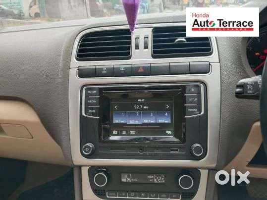 Volkswagen Vento Petrol Highline At, 2017, Petrol
