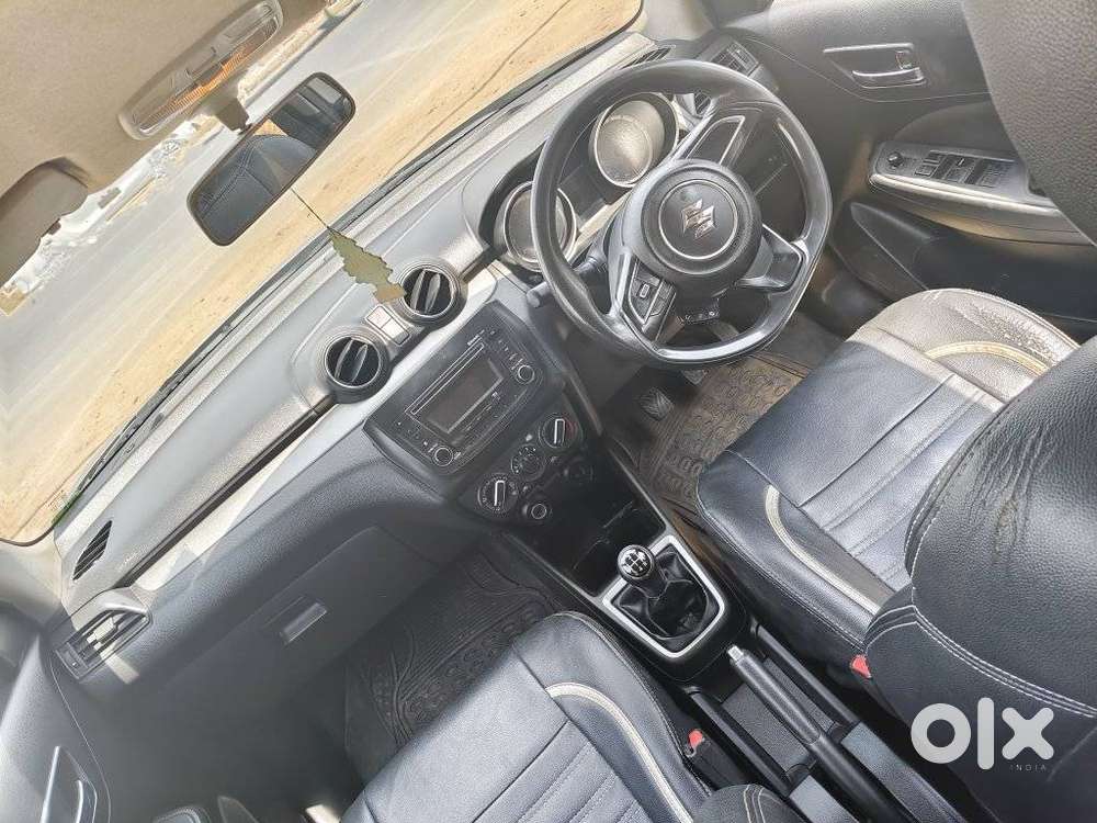 Maruti Suzuki Swift Vxi + Manual, 2018, Petrol