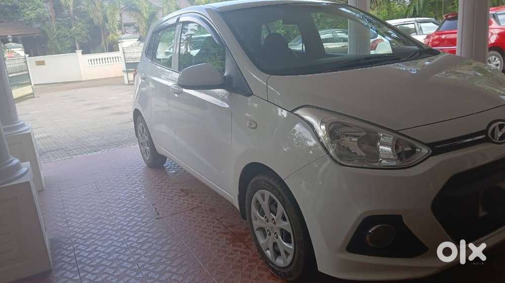Grand I10 Magna Automatic Petrol Very Good Condition.