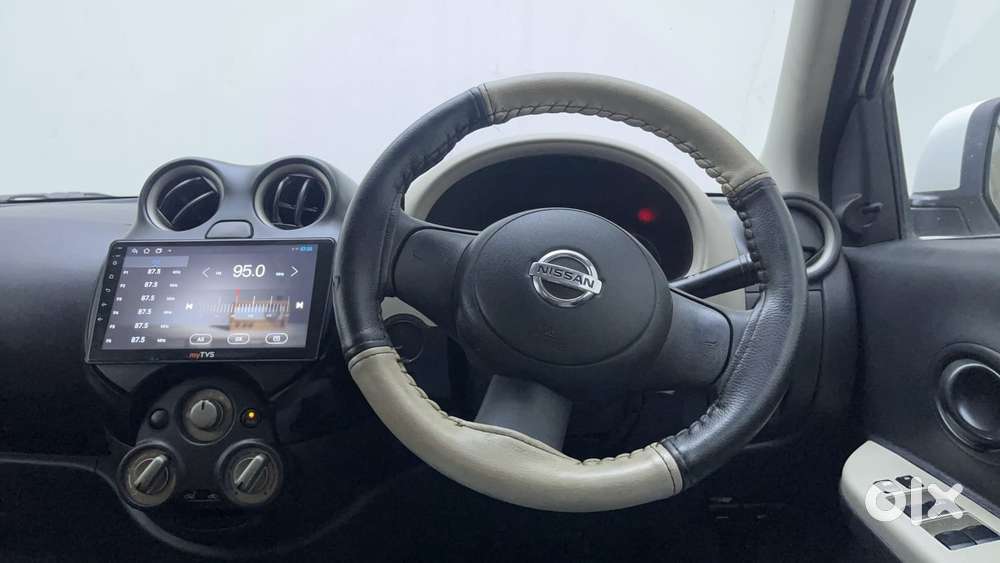 Nissan Micra Active Xv, 2016, Petrol