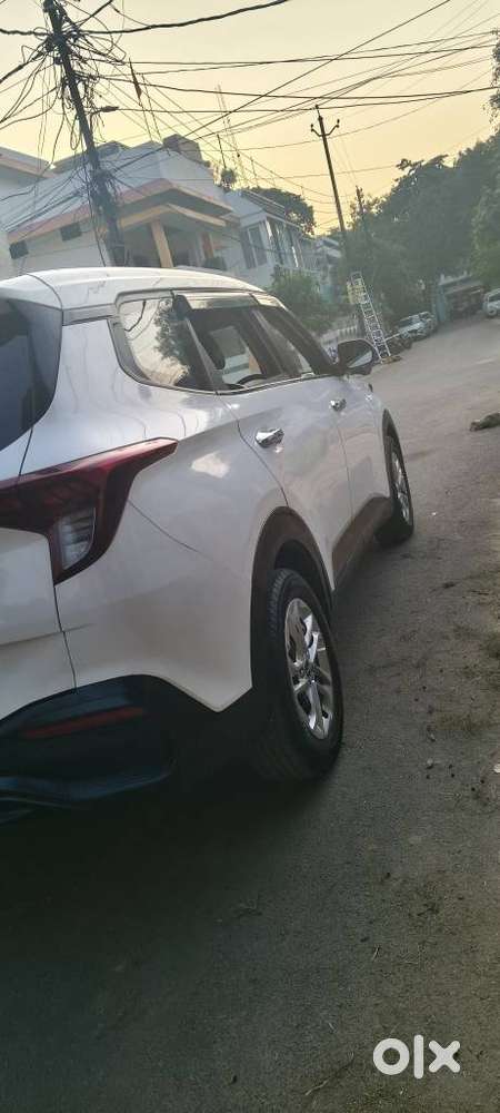 Kia Carens 1.4 Premium 7 Str, 2022, Petrol