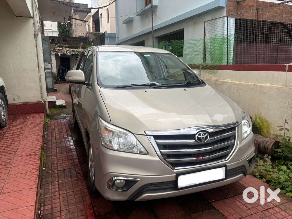 Toyota Innova For Rent