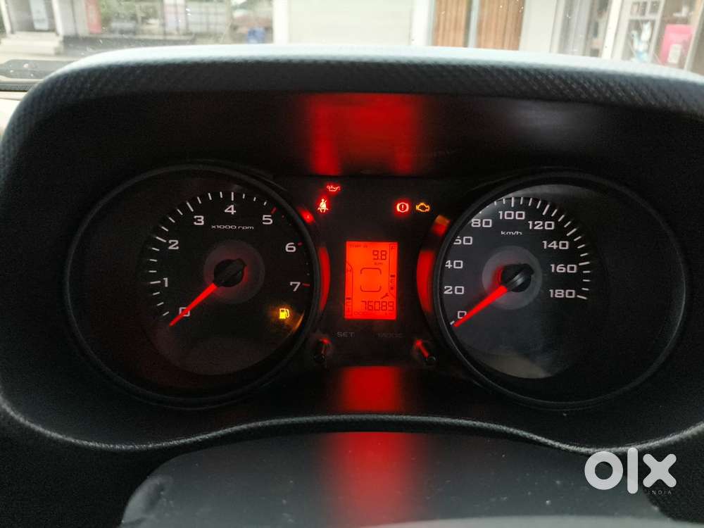 Mahindra Tuv 300 2016