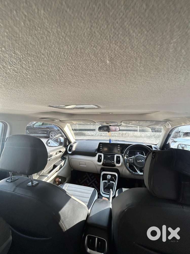 Kia Sonet 2021 Petrol, Excellent Condition