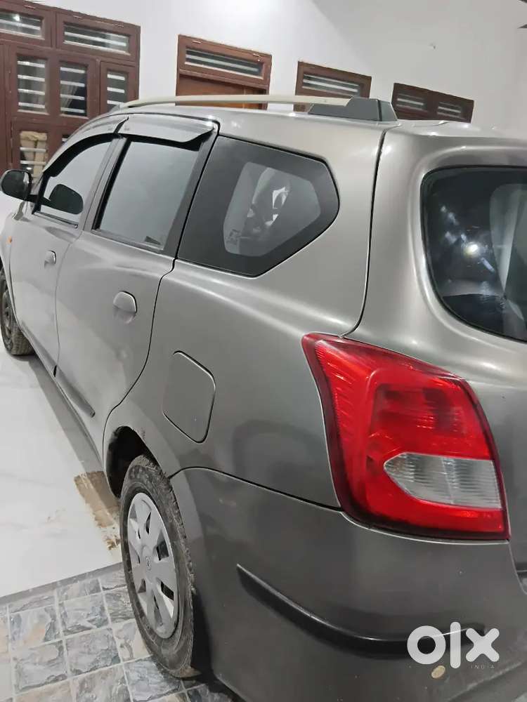 Nissan New Mpv Petrol+ Cng 2015