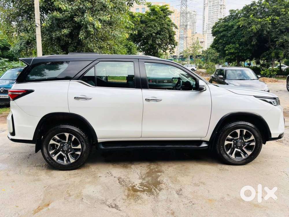 Toyota Fortuner Legender 4x2 At 2.8, 2024, Diesel