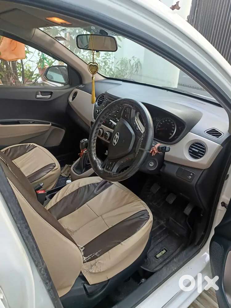 Hyundai Grand I10 Sportz 2015