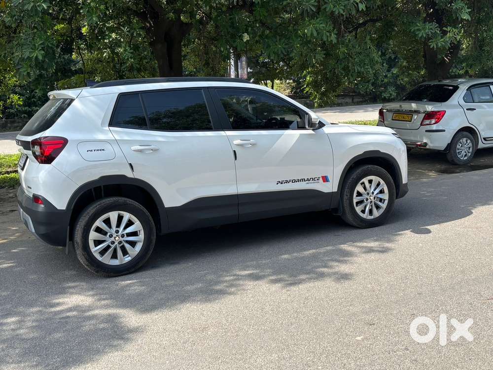 Skoda Kylaq 2026 Petrol 1500 Km Driven