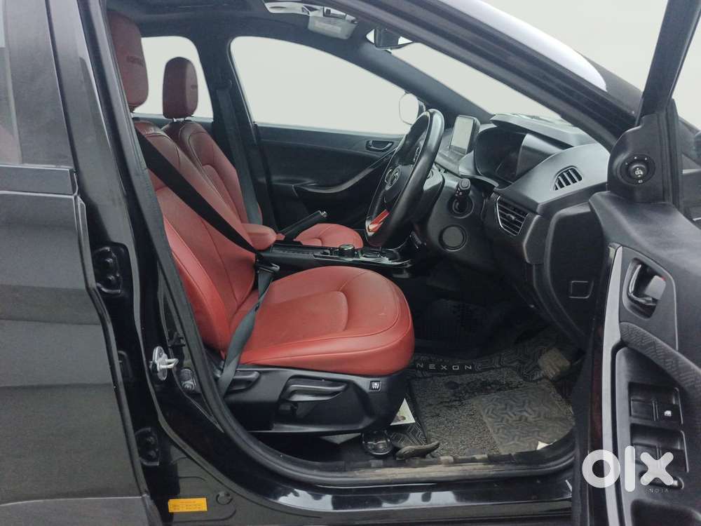 Tata Nexon 1.5 Revotorq Xza Plus Luxs Red Dark Edition Amt, 2023, Di..