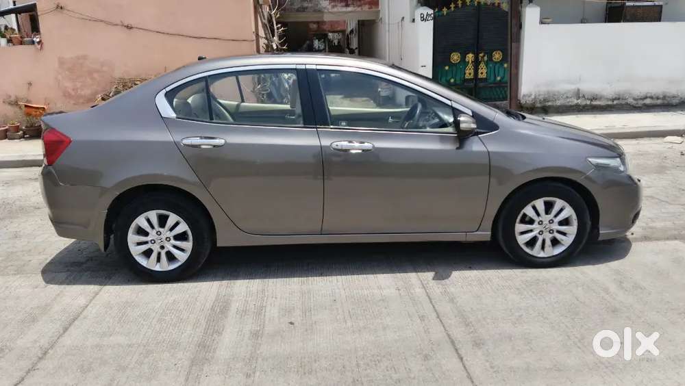 Honda City 2013 Petrol & Cng 85000 Km Driven