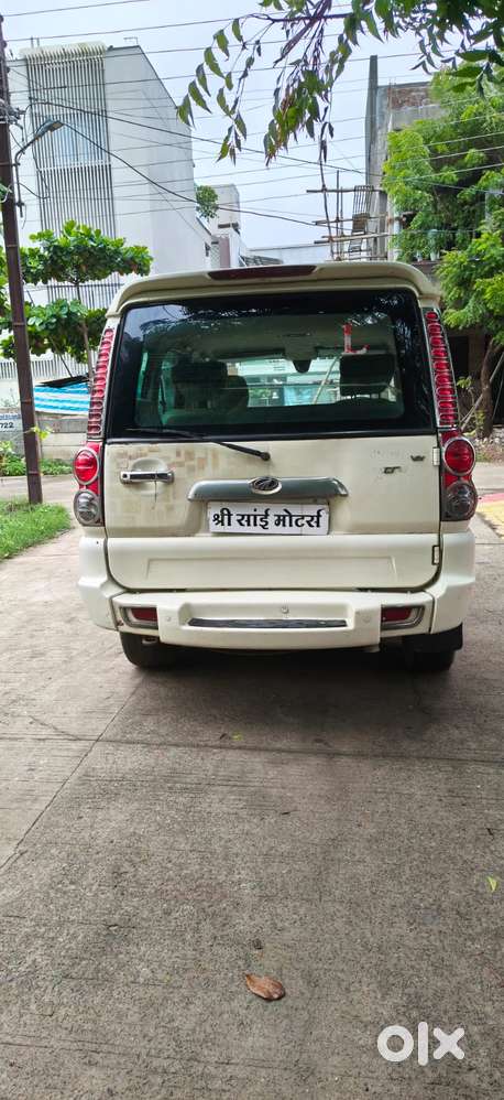 Mahindra Scorpio Vlx 2wd Abs At Bsiii, 2014, Diesel