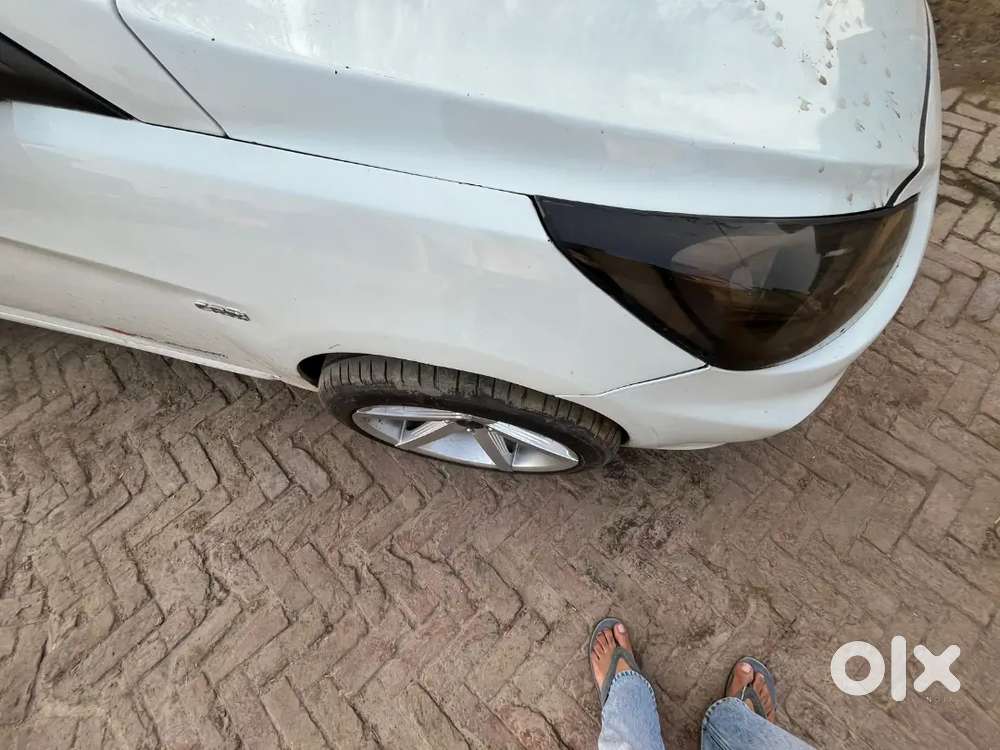 Hyundai Fluidic Verna 2012 Diesel 81688 Km Driven