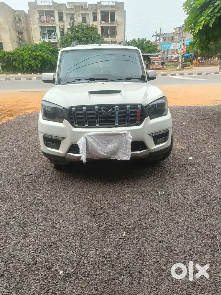 Mahindra Scorpio Classic 2023
