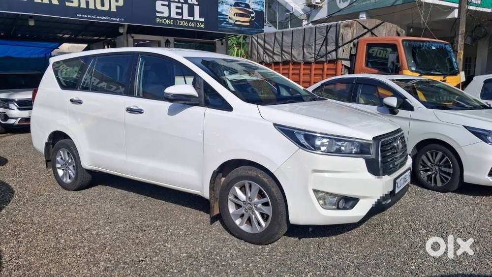 Toyota Innova Crysta 2.4 G Mt 7 Str, 2019, Diesel