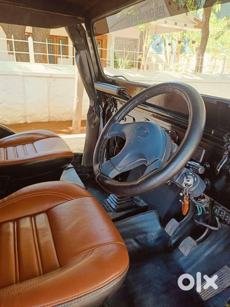 Mahindra Jeep Classic, 1983, Diesel