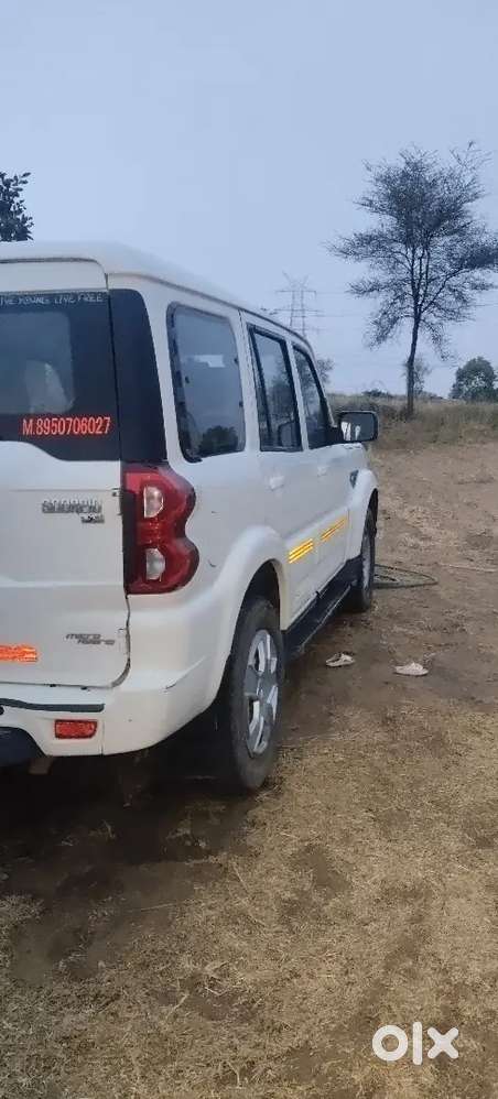 Mahindra Scorpio Classic 2021 Diesel 87500 Km Driven
