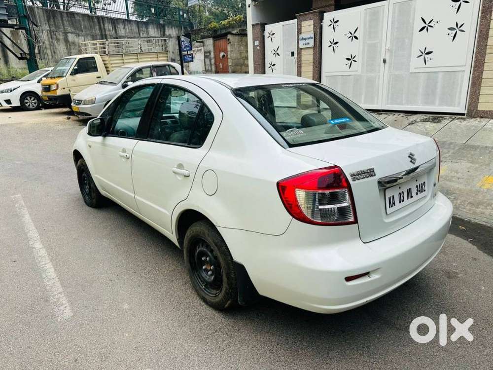 Maruti Suzuki Sx4 Vxi Bsiv, 2009, Petrol
