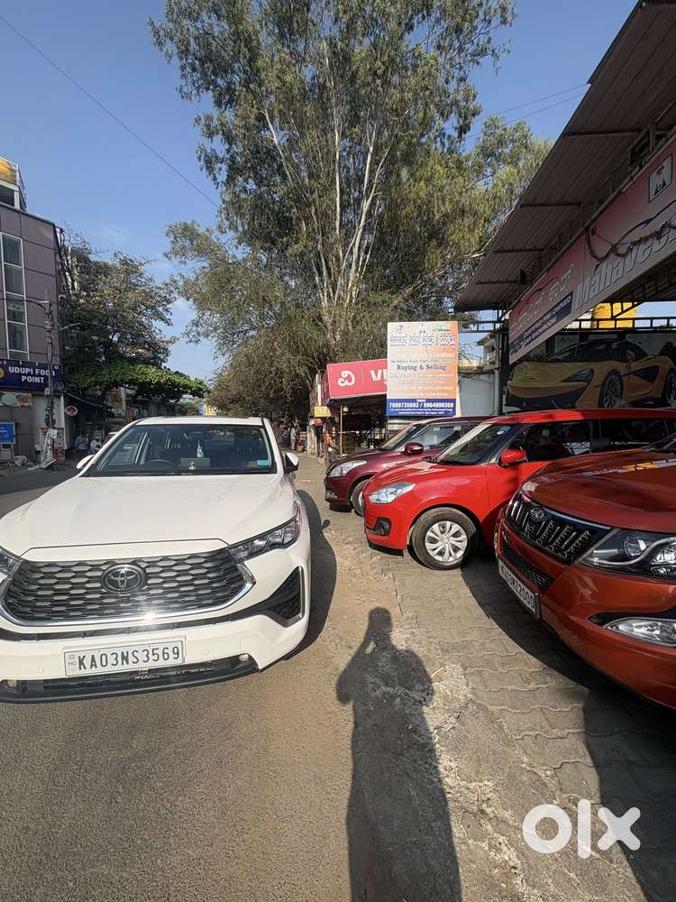 Toyota Innova Hycross 2.0 Zx (o) Hybrid 7 Str, 2023, Petrol