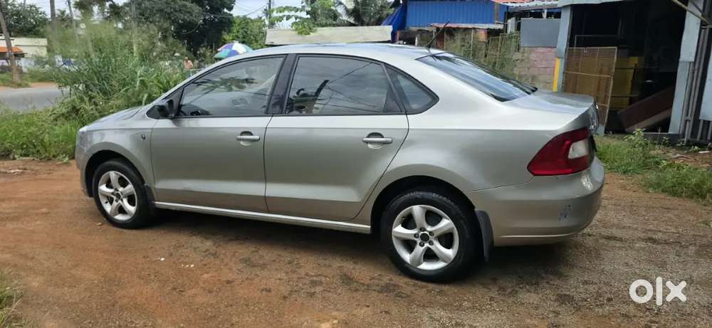 Skoda Rapid 1.5 Ambition 2014