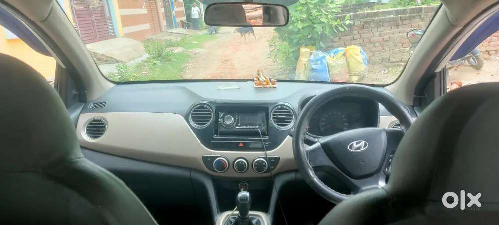 Hyundai Xcent 2014 5-speed Manual Base