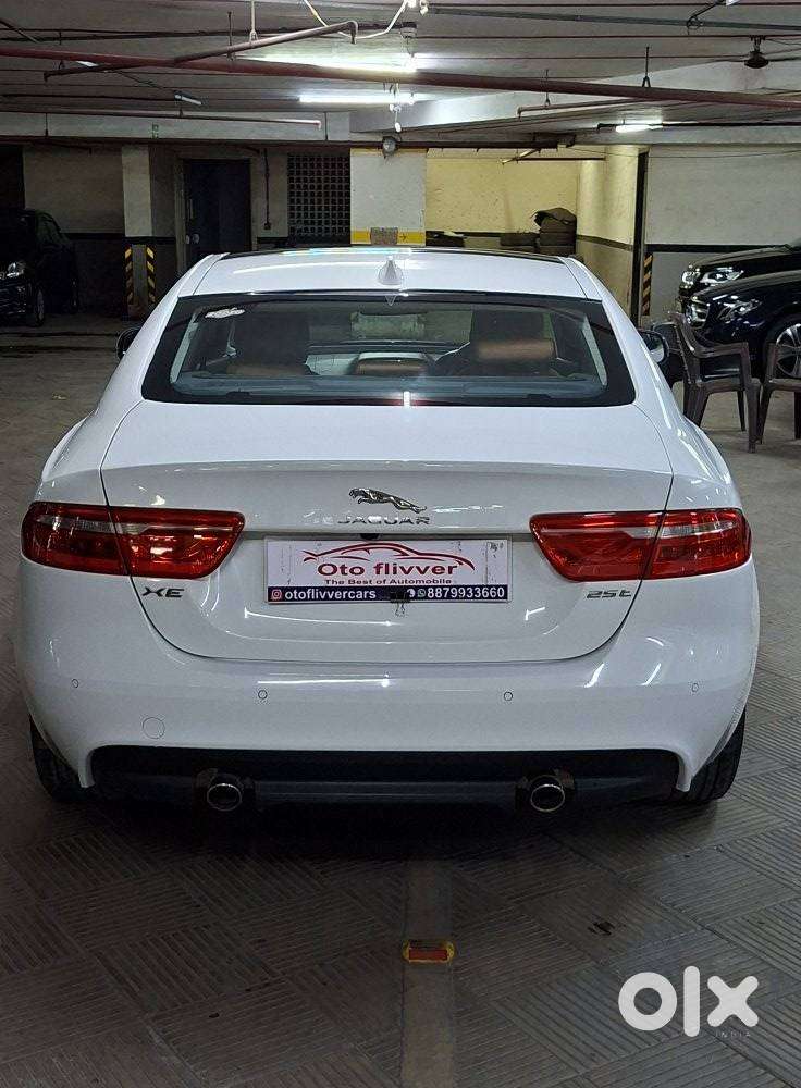 Jaguar Xe Portfolio, 2019, Petrol