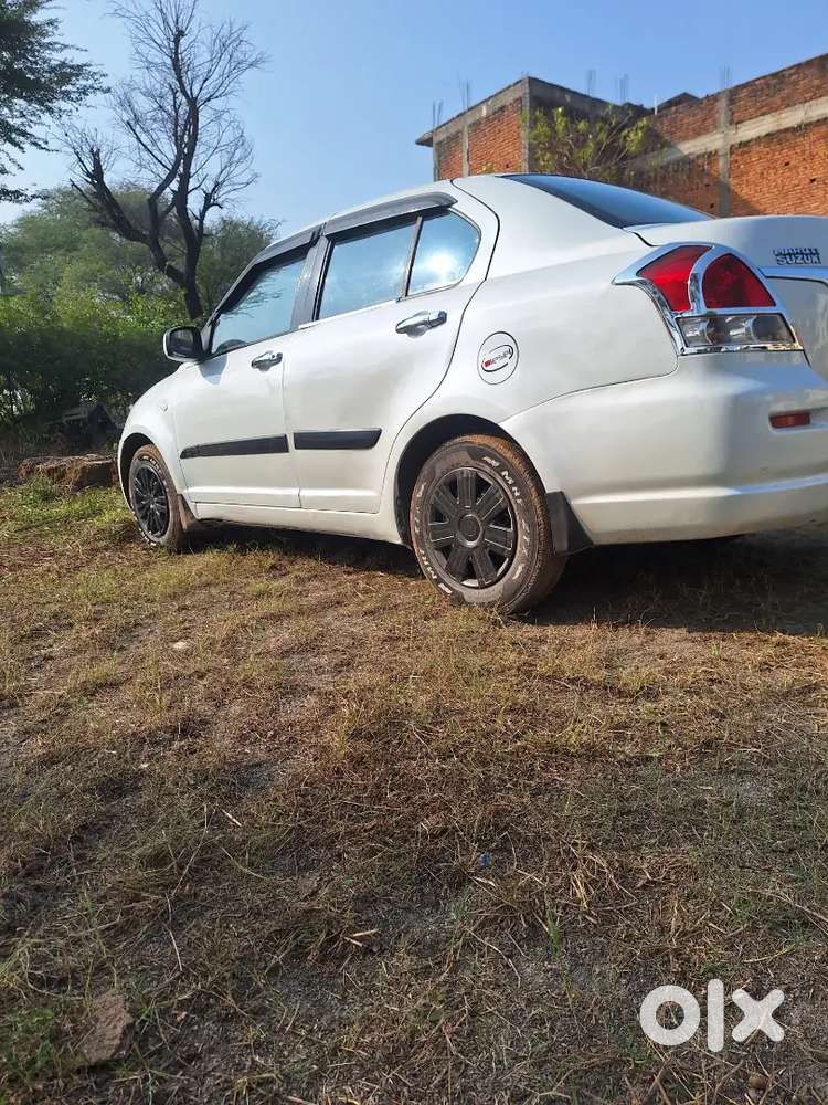 Maruti Suzuki Dzire Tour 2010