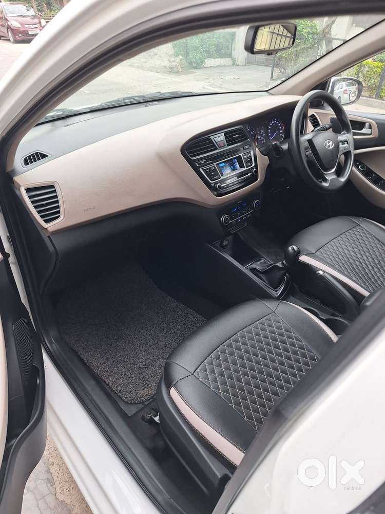 Hyundai Elite I20 Sportz Plus Cvt, 2016, Petrol