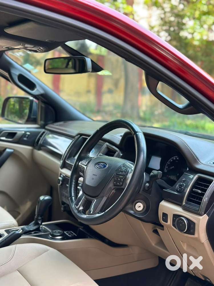 Ford Endeavour 3.2l (4wd) At Titanium - Immaculate / Red Colour